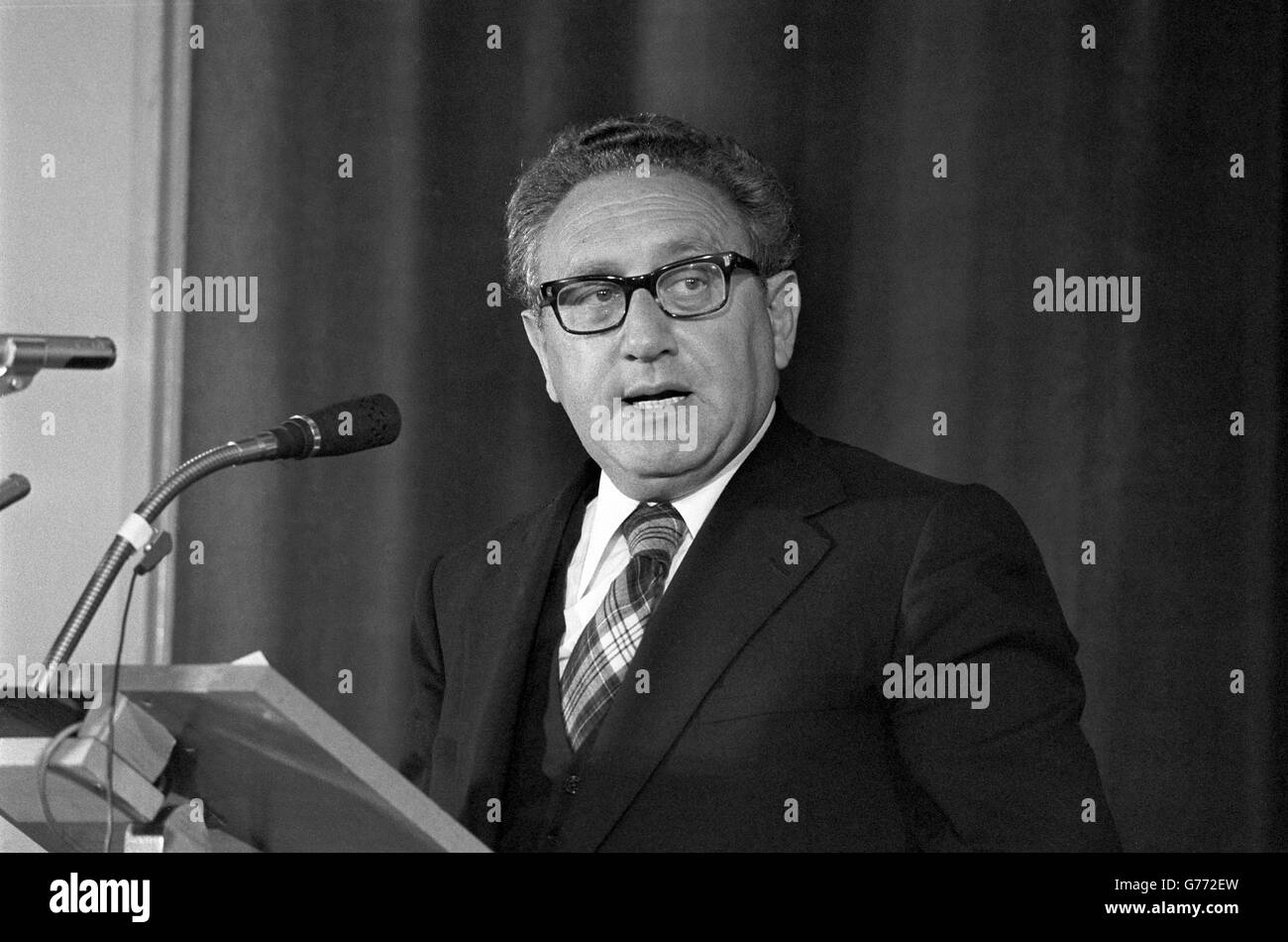 Politcs - Dr Henry Kissinger Speech - London. Dr Henry Kissinger delivers a speech. Stock Photo