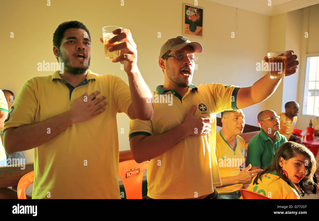 Brazil Fans In Bar Sing The National Anthem The Game Hi res Stock Photography And Images Alamy