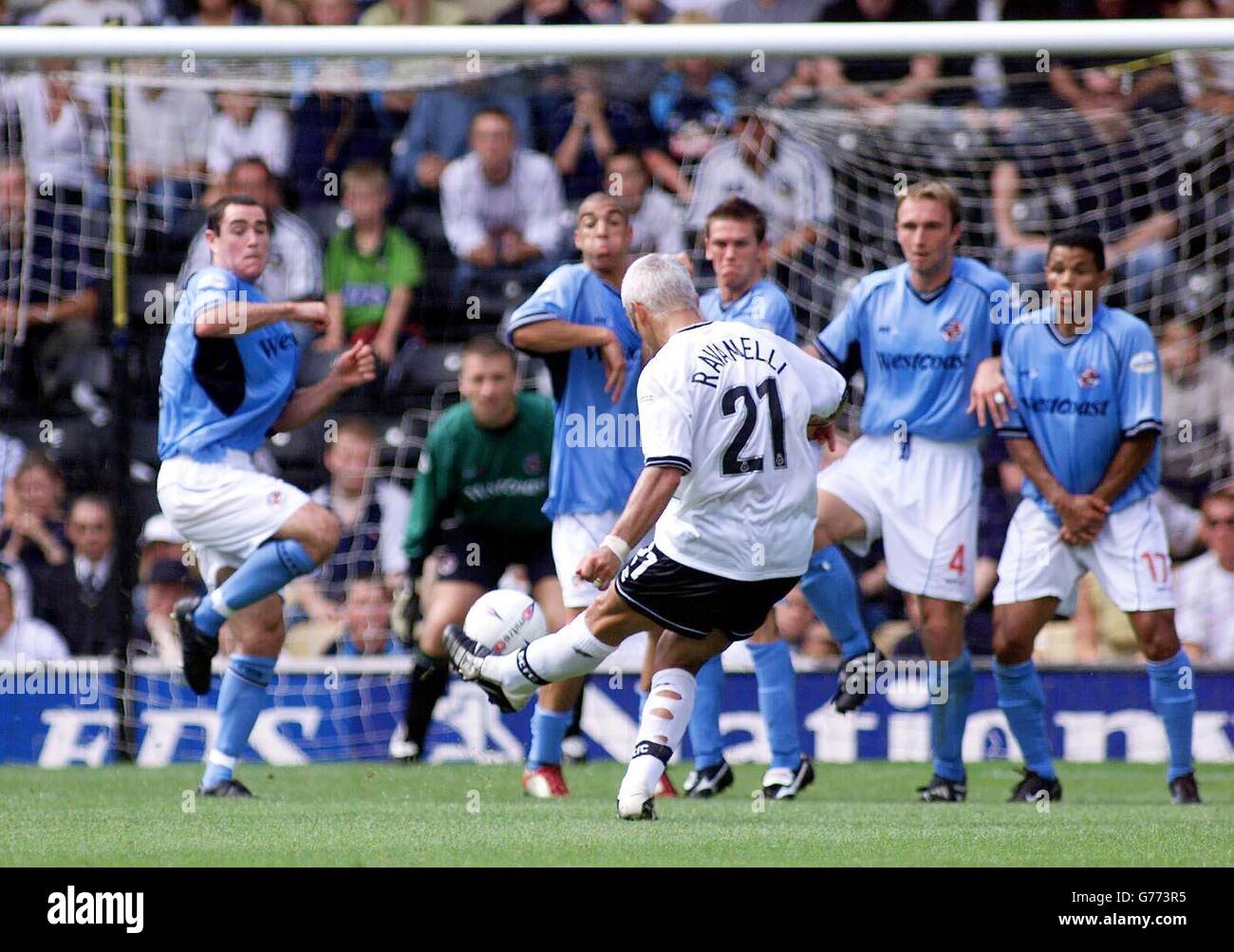 Fabrizio ravanelli juventus hi-res stock photography and images