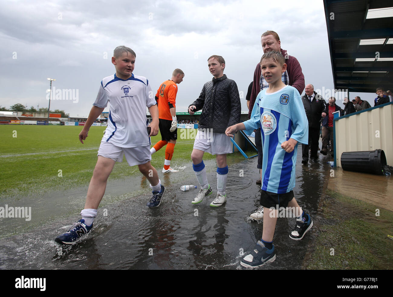 Soccer - Pre Season Friendly - Nuneaton Town v Coventry City - Liberty Way Stock Photo