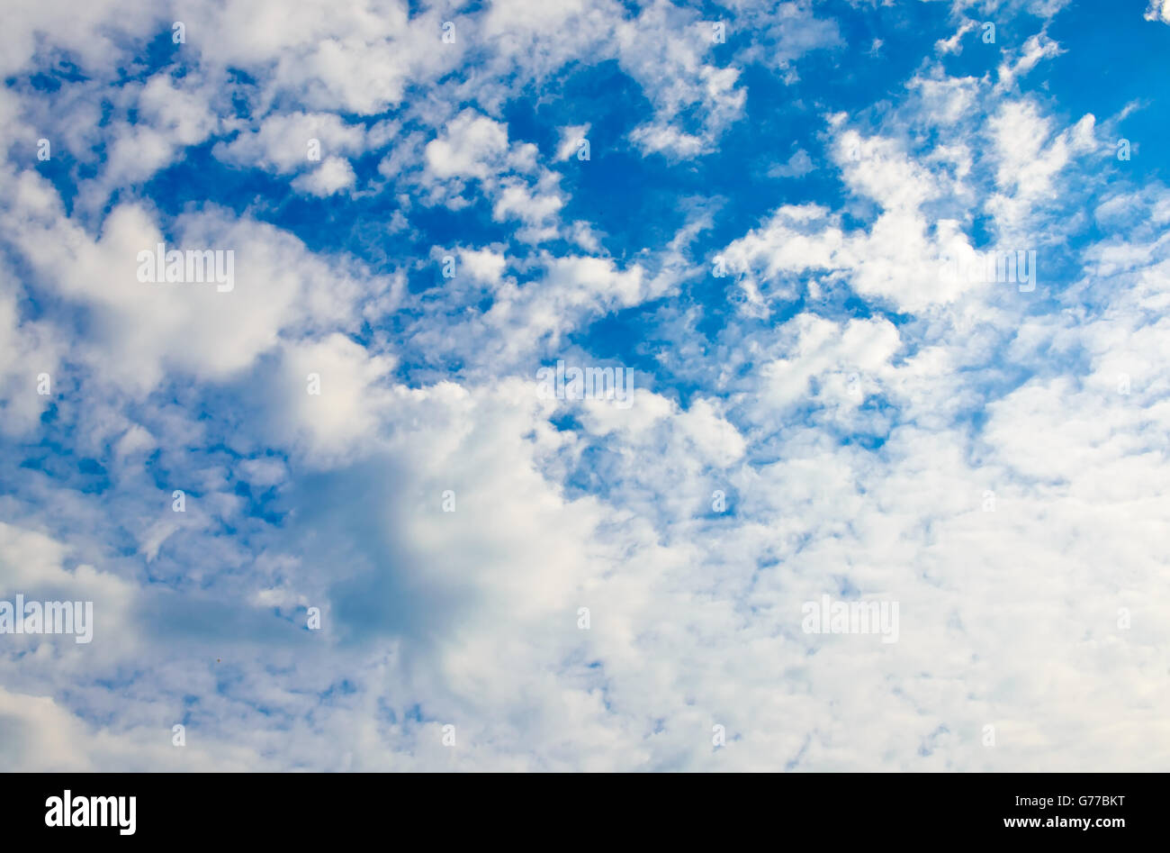 Blue sky clouds in nature hi-res stock photography and images - Alamy