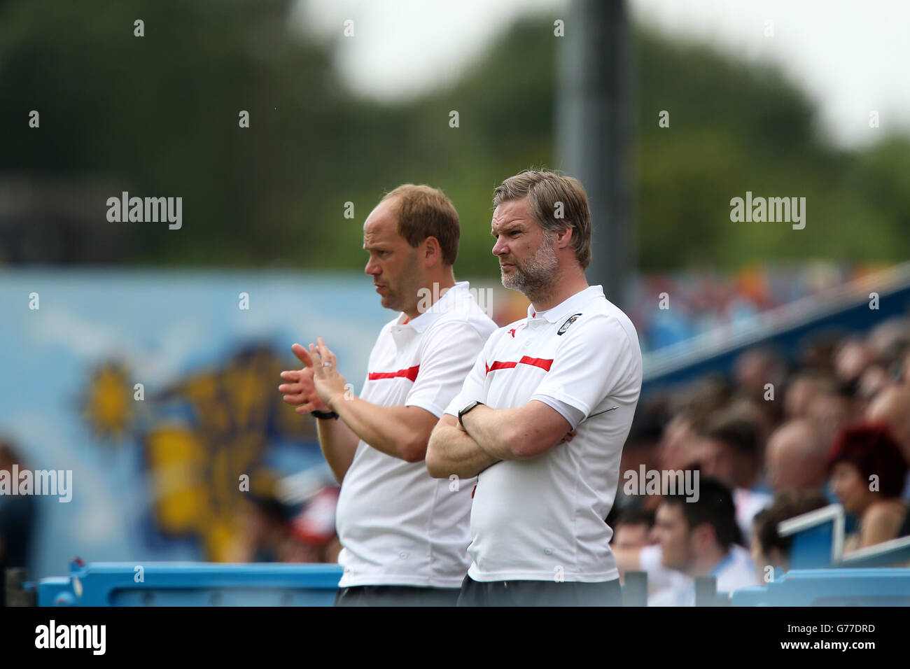 Soccer - Pre Season Friendly - Nuneaton Town v Coventry City - Liberty Way. Coventry City's manager Steven Pressley (right) and assistant manager Neil McFarland on the touchline Stock Photo
