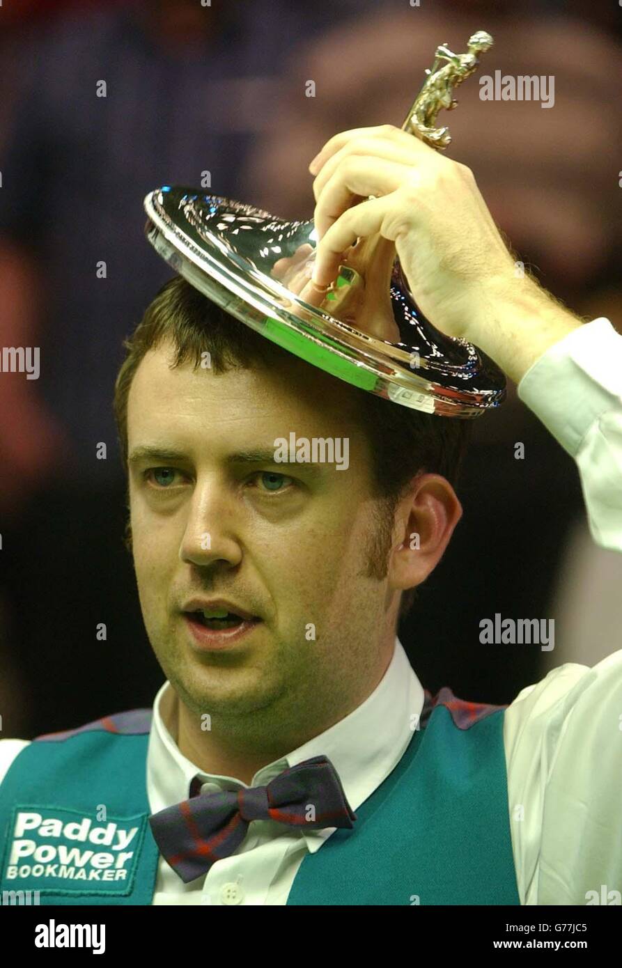 Wales Mark Williams shows the trophy after beating Ireland's Ken ...