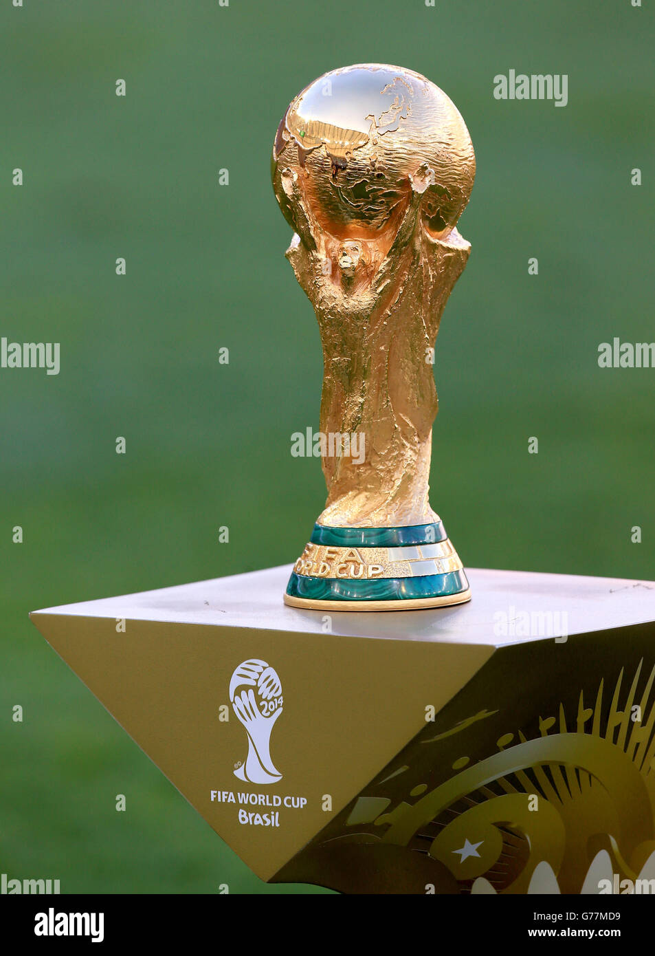 Fifa world cup 2014 trophy hi-res stock photography and images - Alamy