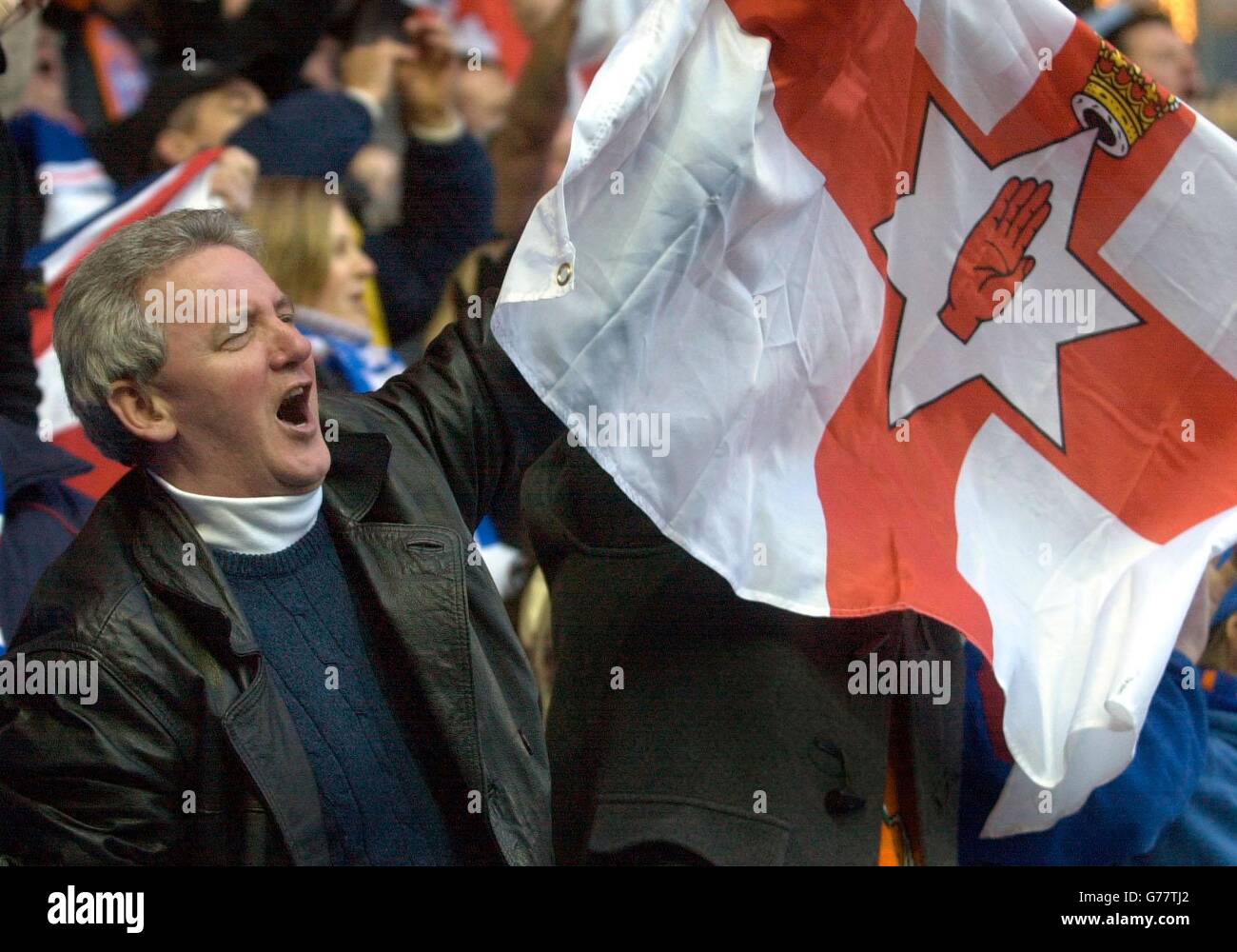 Celtic v rangers celtic fan hires stock photography and images Alamy
