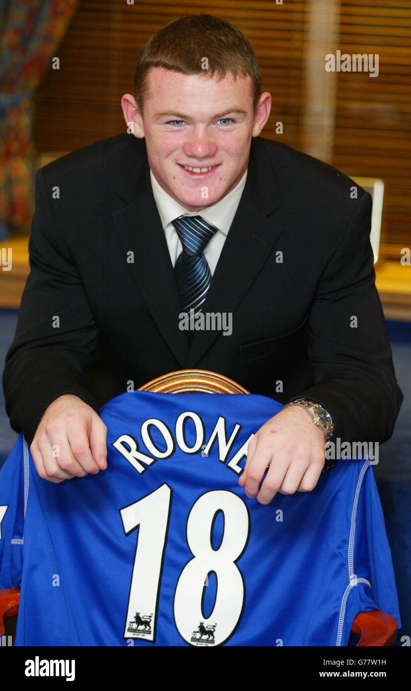 Wayne Rooney - Everton Signing Stock Photo - Alamy