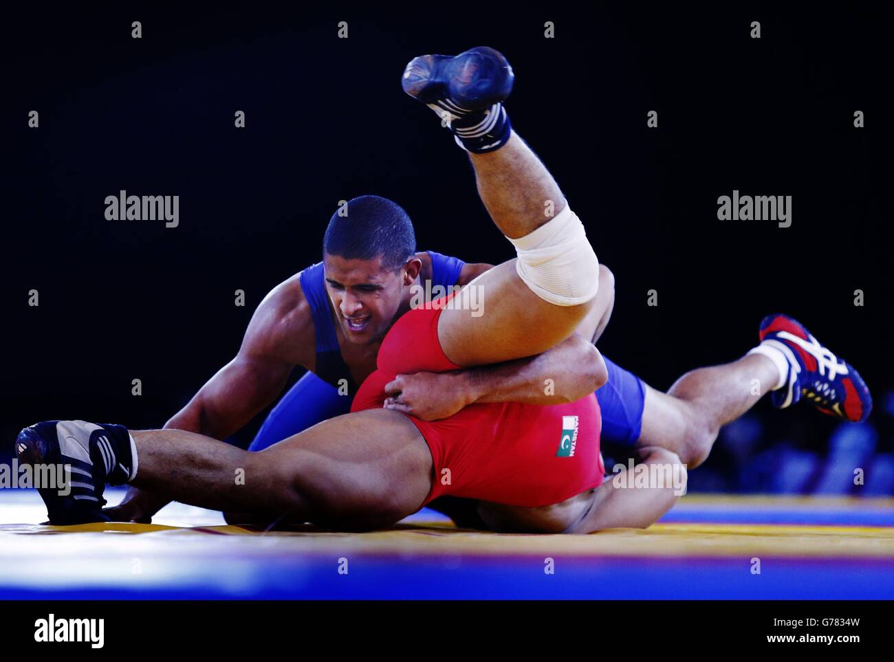 Wrestling fs hi-res stock photography and images - Alamy
