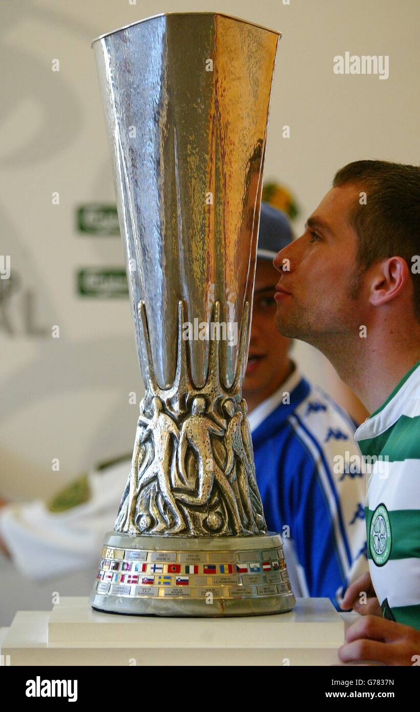 Celtic fan with the UEFA Cup Stock Photo