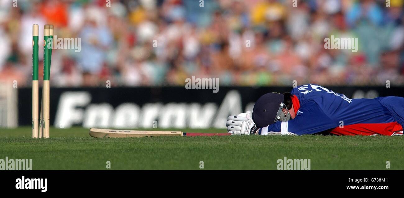 . NO COMMERCIAL USE England batsman Ronnie Irani is run out for a