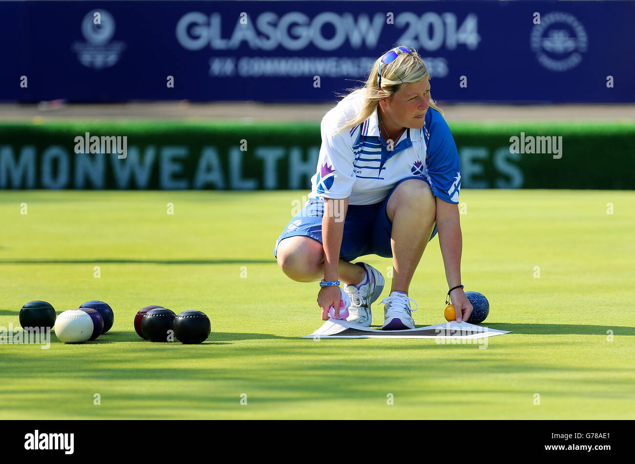 Sport - 2014 Commonwealth Games - Day One. Scotland's Claire Johnston in action during the Women's Fours against the Cook Islands. Stock Photo