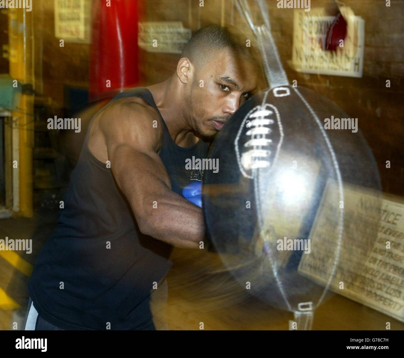 British Light-Welterweight Boxing Champion Junior Witter from Bradford, trains at Brendan Ingle's gym in Sheffield, ahead of his EU title fight with Jurgen Haeck from Belgium at Manchester's MEN Arena on April 5, where Manchester's Ricky Hatton will top the bill. Stock Photo
