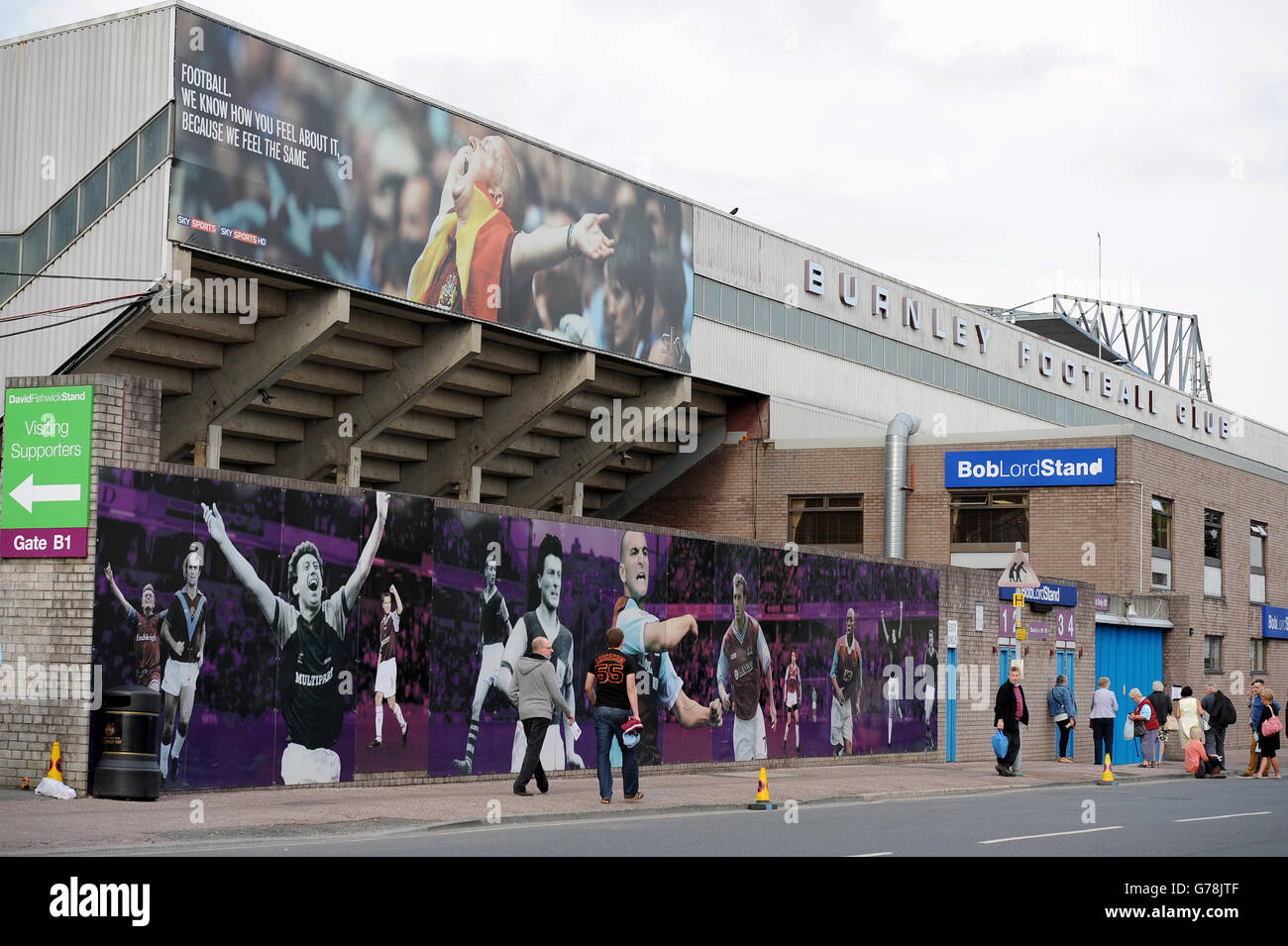 Turf moor fans hires stock photography and images Alamy