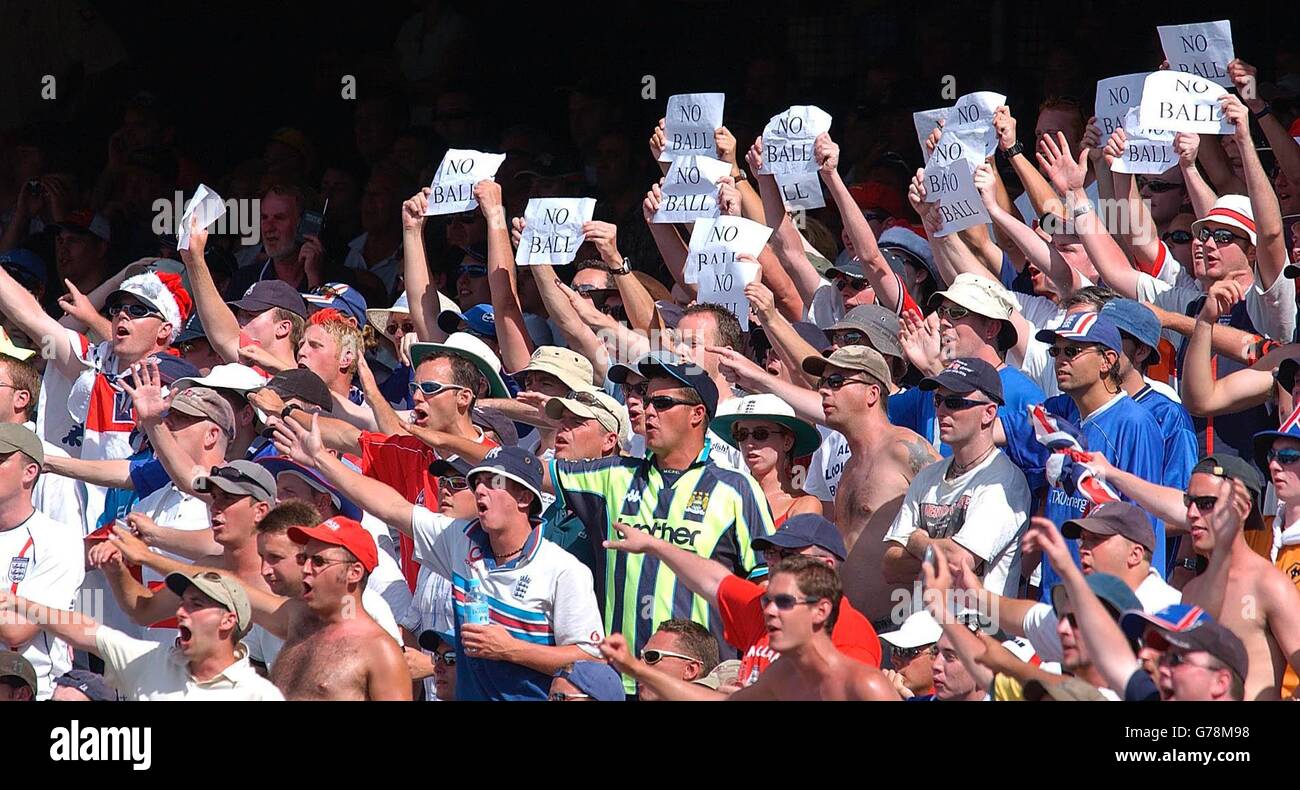 Australian cricket supporters hires stock photography and images Alamy