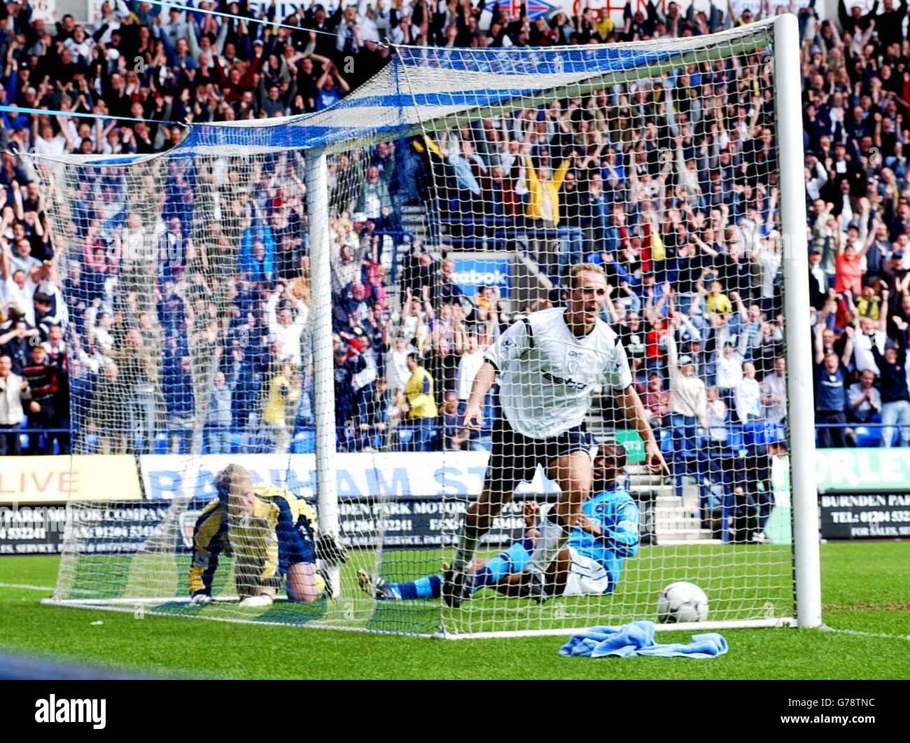 Bolton's Henrik Pedersen celebrate after scoring against Manchester City during their FA Barclaycard Premiership match at Bolton's Reebok Stadium. Bolton won the game 2-0. Stock Photo