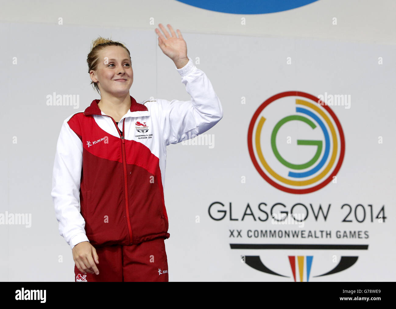 England's Siobhan O'Connor with her gold medal for the Women's 200m Individual Medley Final, at Tollcross Swimming Centre, during the 2014 Commonwealth Games in Glasgow. Stock Photo