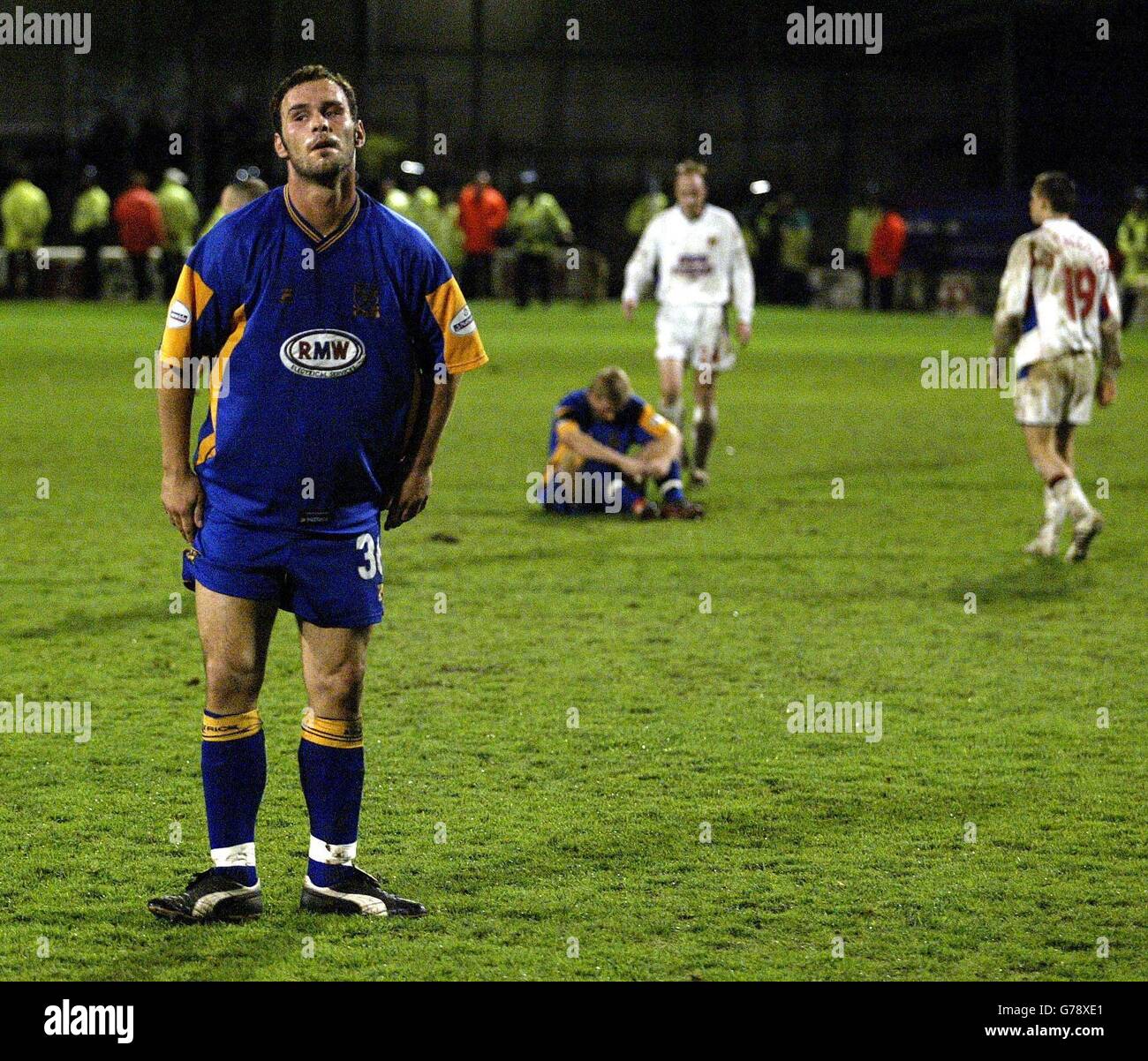 Shrewsbury Town's Steve Watts looks dejected at the final whistle after his side lost 3-2 against Carlisle United in the the Nationwide Divison Three game at Gay Meadow, Shrewsbury. Shrewsbury are now relegated to the Vauxhall conference. NO UNOFFICIAL CLUB WEBSITE USE. Stock Photo