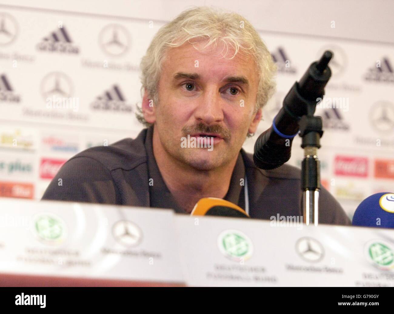 German coach Rudi Voller talks with the media at Crutherland House Hotel, East Kilbride, ahead of the Euro 2004 qualifier match against Scotland at Hampden Park on Saturday June 7. Stock Photo