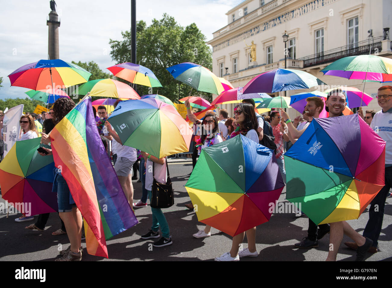 London pride 2016 hi-res stock photography and images - Alamy