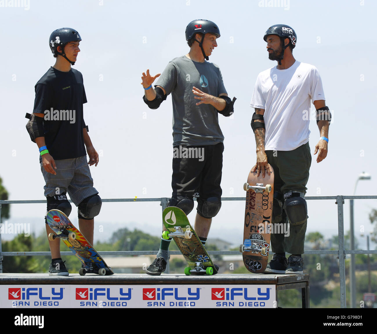 Tony hawk and mitchie brusco hi-res stock photography and images - Alamy