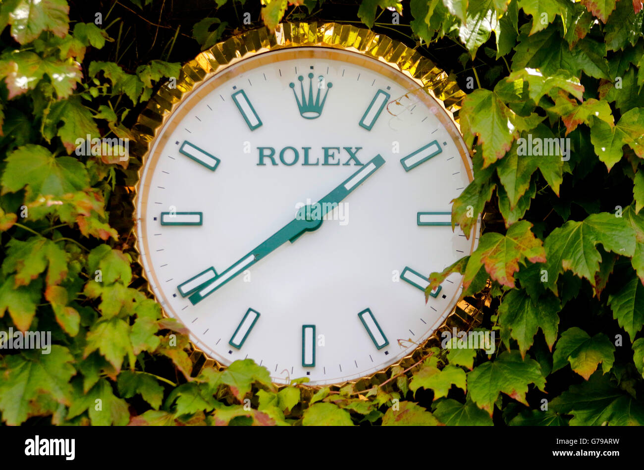 Rolex Clock The All England Tennis Club The Wimbledon Championships 2016  The All England Tennis Club, Wimbledon, London, England 26 June 2016 The  All England Tennis Club, Wimbledon, London, England 2016 Credit: