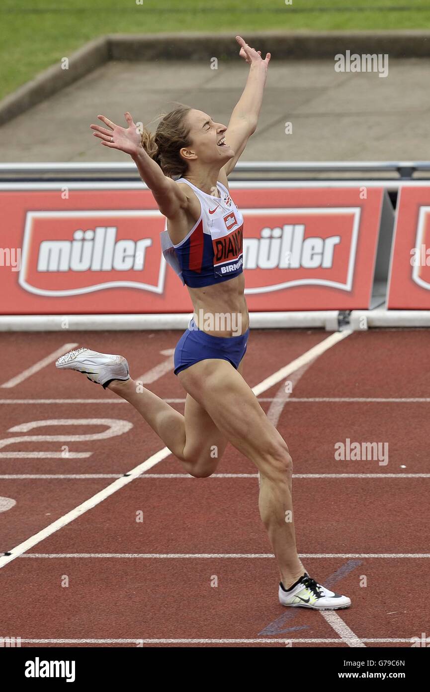 Birmingham, UK. 26th June, 2016. Emily Diamond (Bristol and West) celebrates as she wins the womens 400m. British Athletics Championships. Alexander Stadium. Birmingham. UK. 26/06/2016. Credit:  Sport In Pictures/Alamy Live News Stock Photo