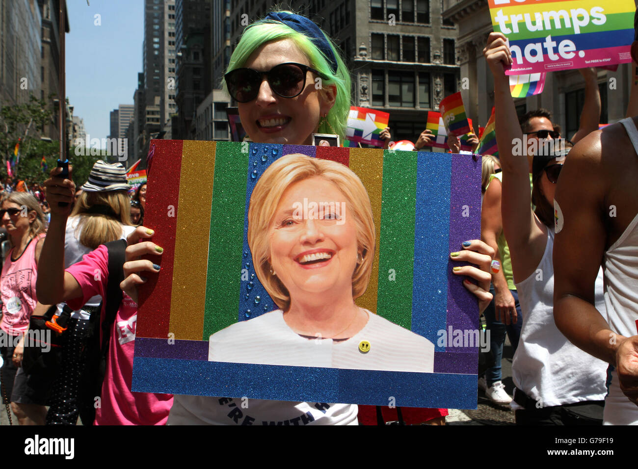 New York, New York, USA. 26th June, 2016. 46th Annual Pride Parade.The LGBT celebration had 32,000 marchers and more than 400 groups. The marchers and floats make there way down 5th ave. and end in New York City's Greenwich Village neighborhood Credit:  Bruce Cotler/Globe Photos/ZUMA Wire/Alamy Live News Stock Photo