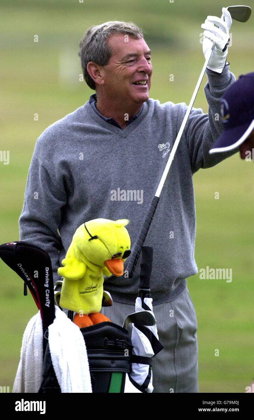 America's Fuzzy Zoeller at the driving range prior to his second round