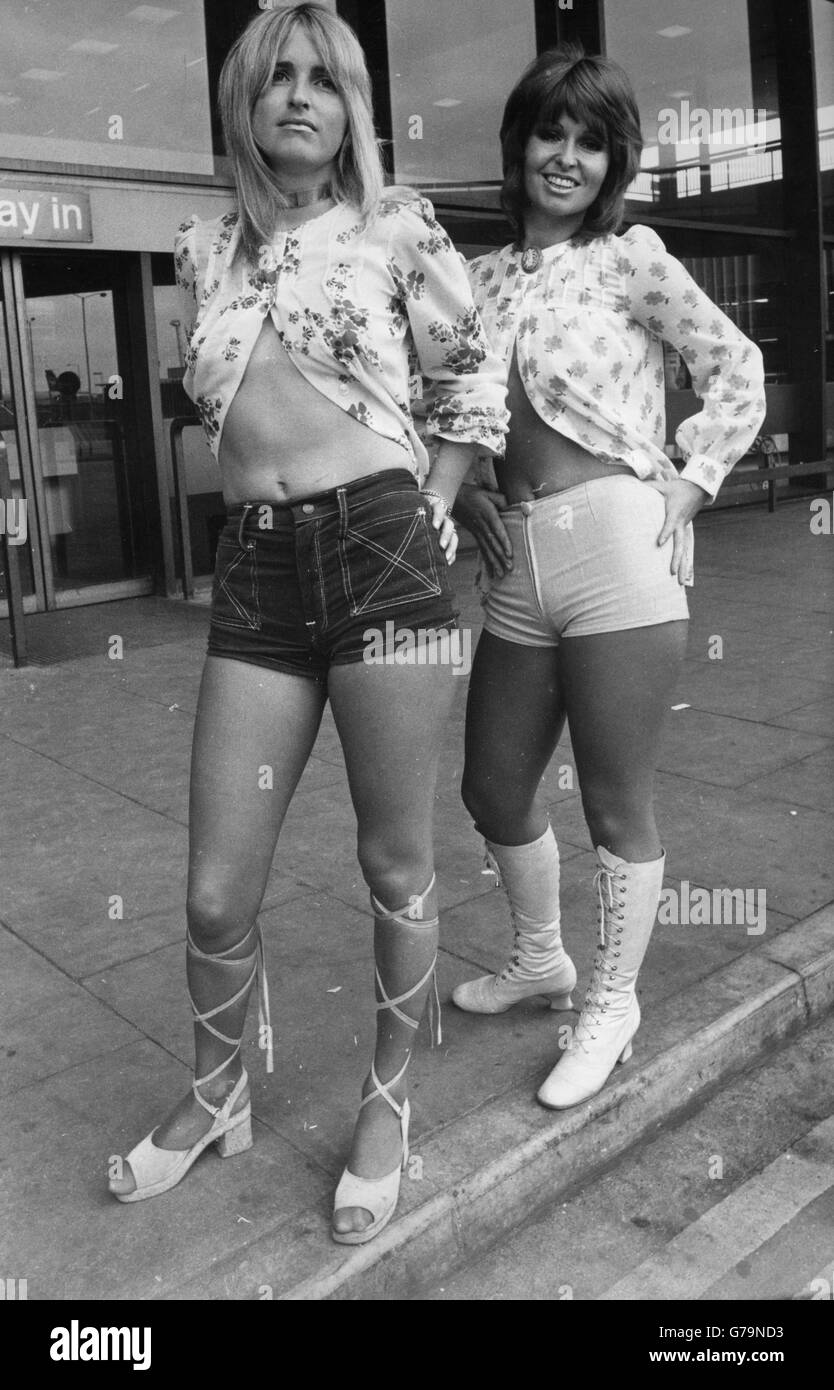 1970s woman wearing hot pants hi-res stock photography and images - Alamy