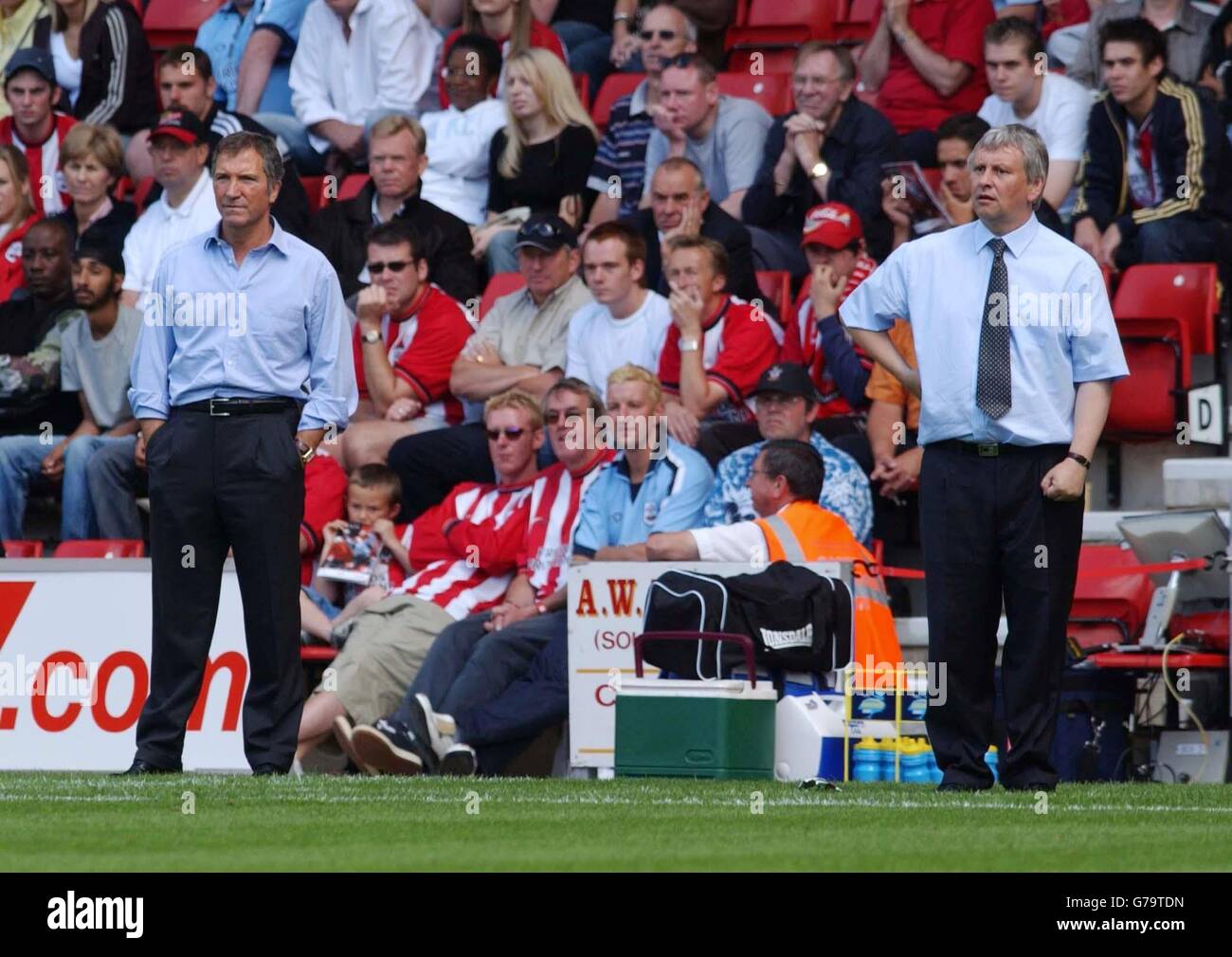 Paul sturrock southampton 2004 hi-res stock photography and images - Alamy