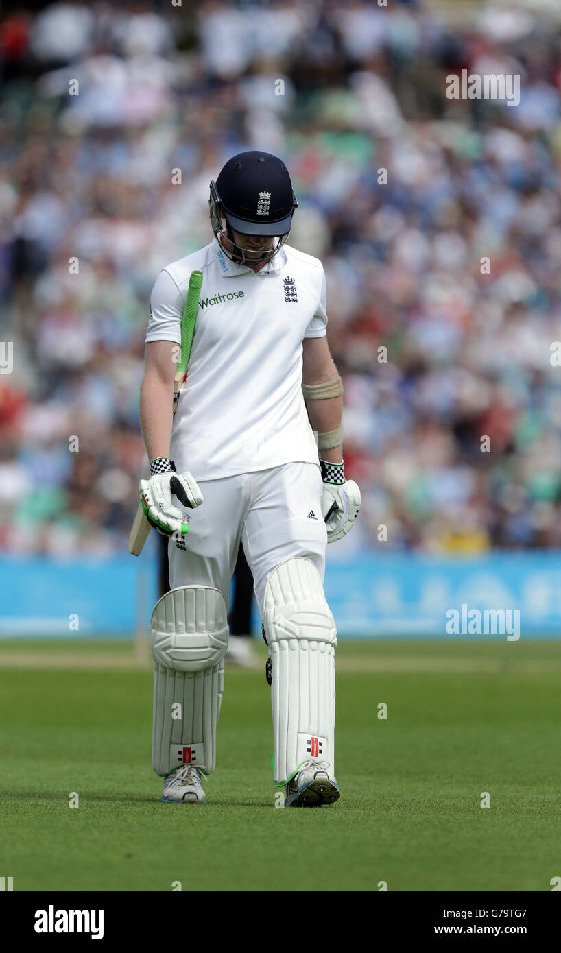 Cricket - Investec Test Series - Fifth Test - England v India - Day Two - The Kia Oval Stock Photo