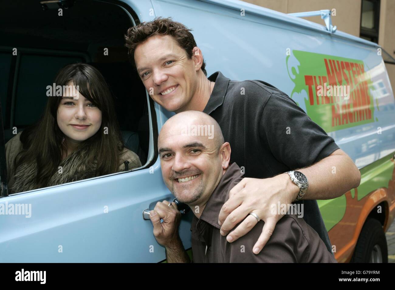 Scooby Doo -2 stars Matthew Lillard (top right) and Neil Fanning - the voice of Scooby - meet Rebecca Hooper from Teignmouth in Devon, during a visit in the Mystery Machine van to Great Ormond Street Children's Hospital in central London, where they distributed goodies and met young patients. Stock Photo