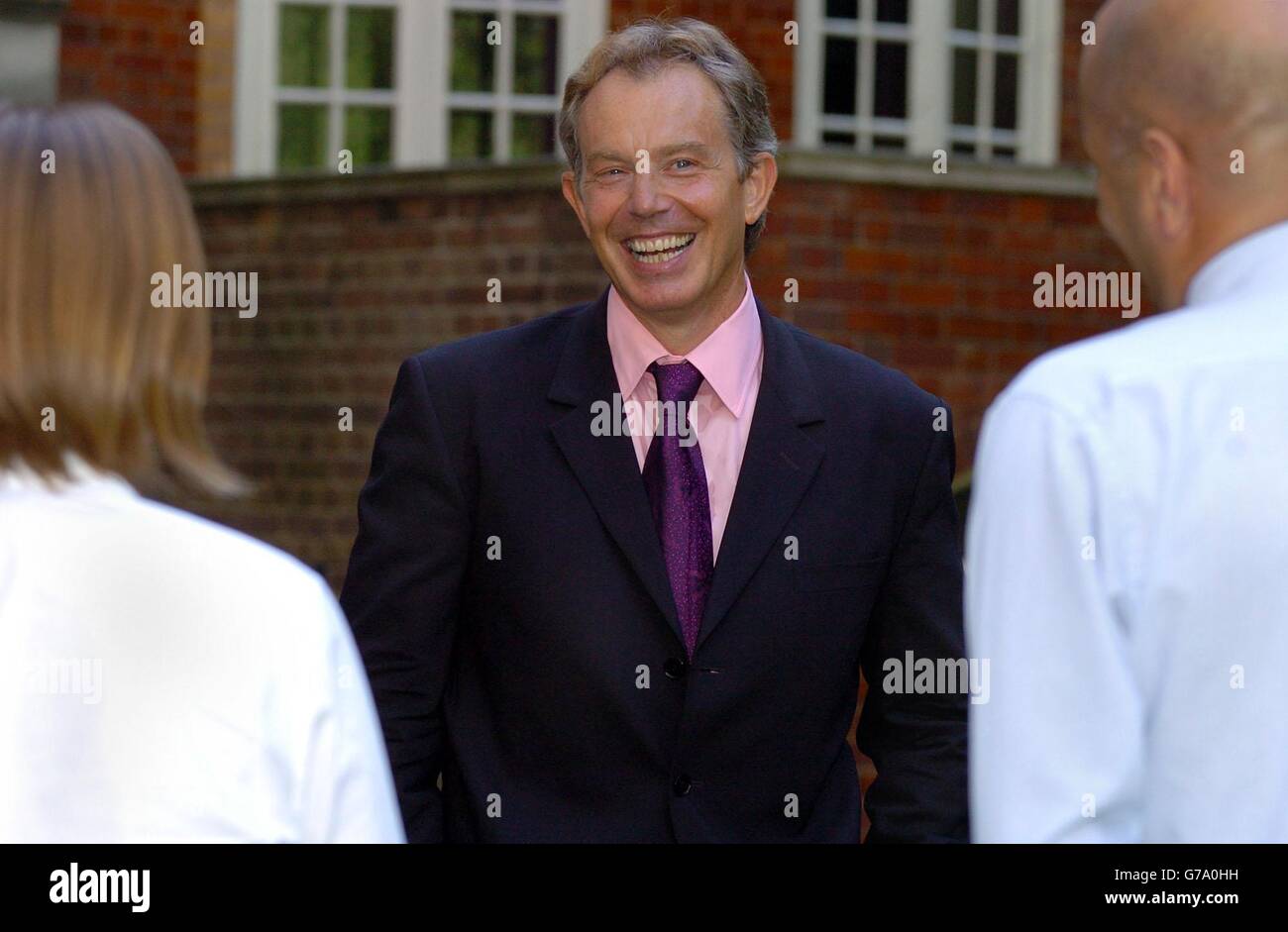 Tony Blair Labour Party employees Stock Photo - Alamy