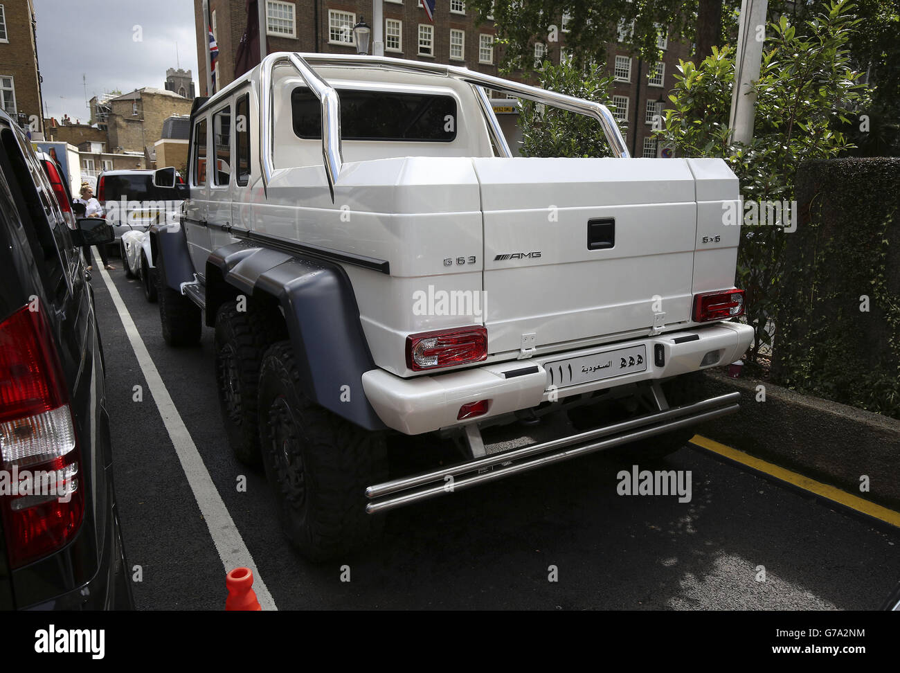 Middle Eastern cars in London Stock Photo Alamy