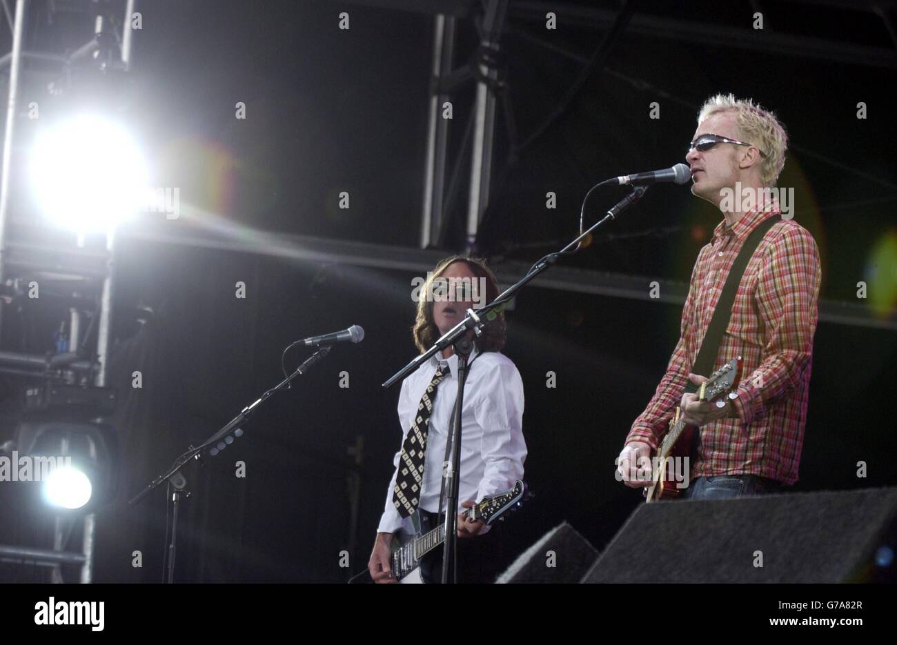 Fountains of Wayne V Festival Stock Photo Alamy