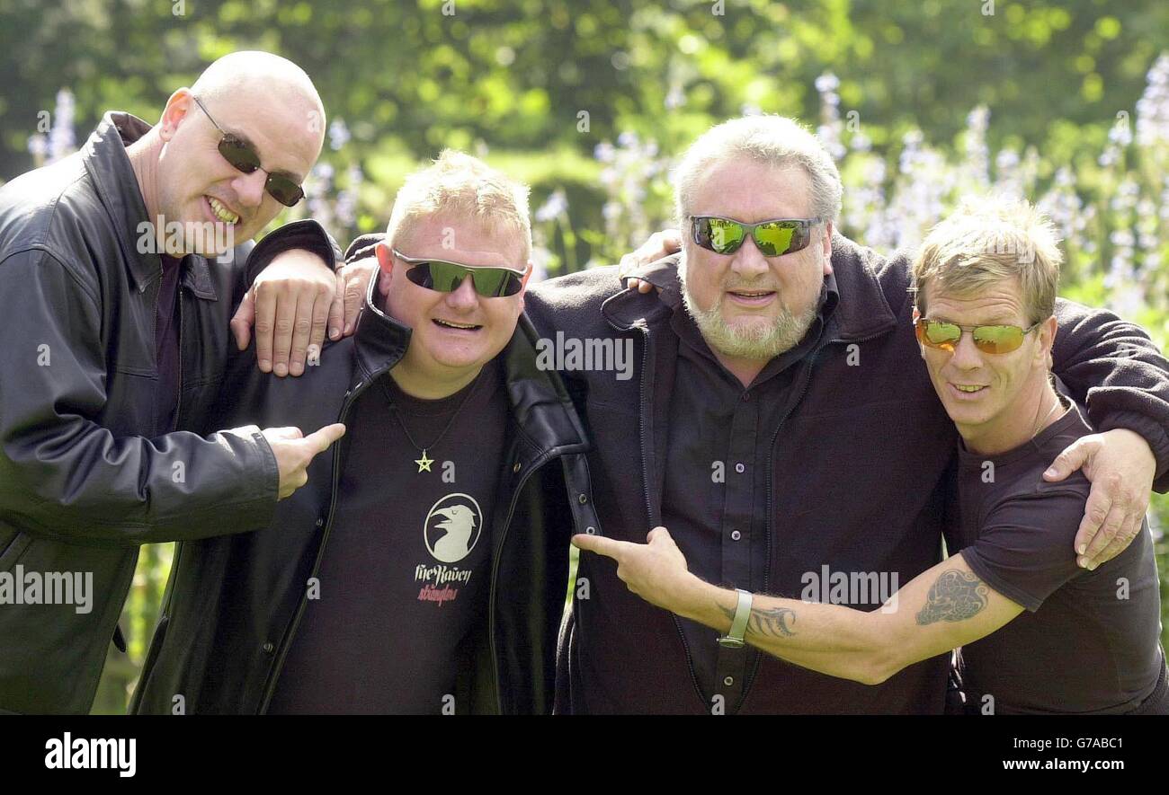 2213141 Rack PC Tony Stubley (2nd left) aged 39 from Chatham in Kent, celebrates his ...