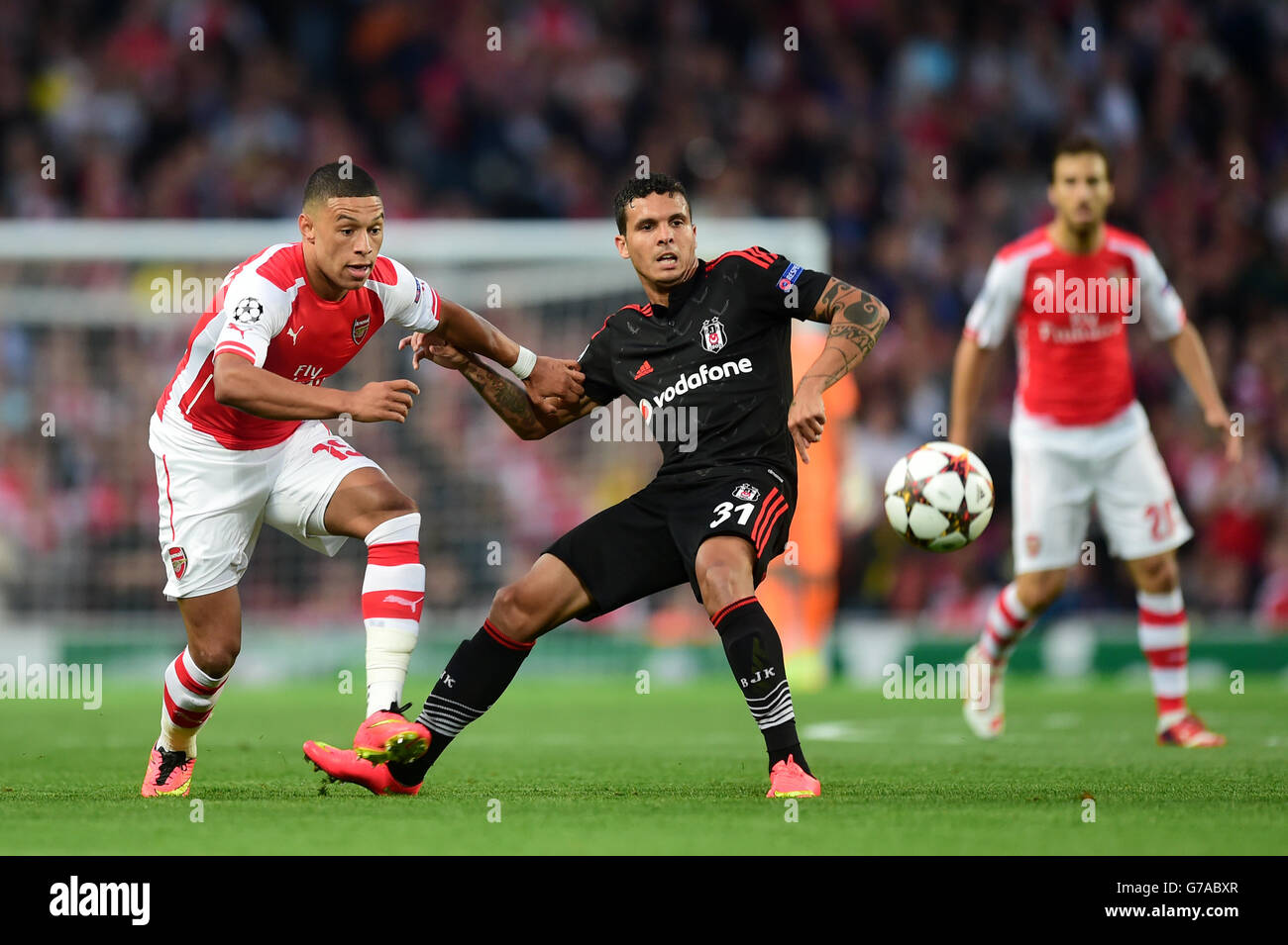 Oxlade-Chamberlain já é jogador do Besiktas