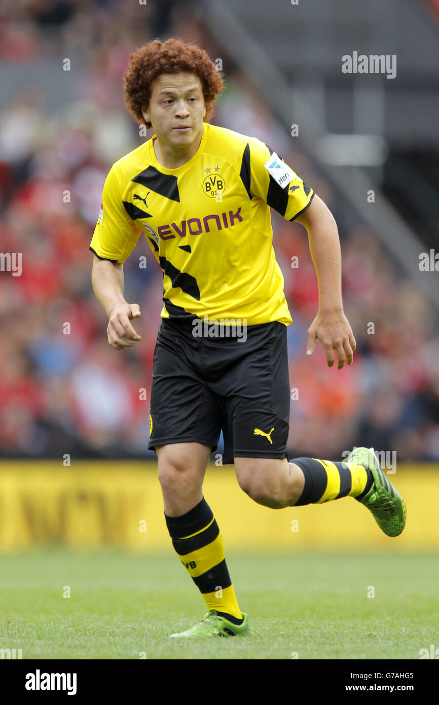 amini borussia dortmund