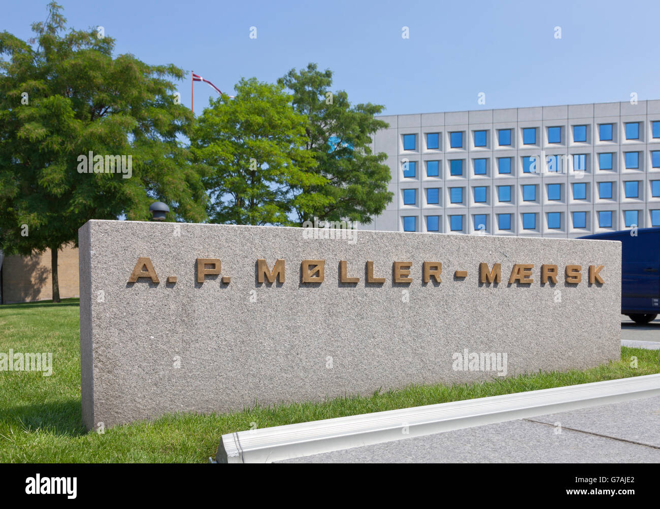 The company name sign A.P. Møller-Mærsk at the Mærsk / Maersk headquarters at Esplanaden in Copenhagen, Denmark. A.P. Moeller-Maersk. Stock Photo