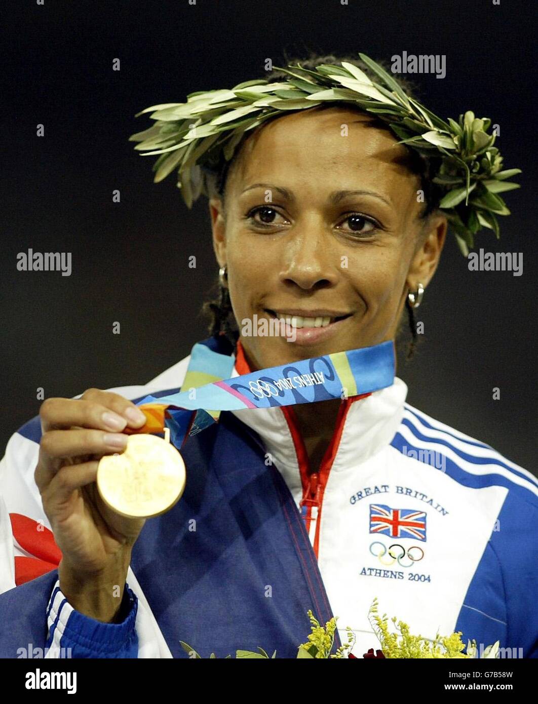 Communication on this topic: Kelly Holmes 3 Olympic medals in middle , kelly-holmes-3-olympic-medals-in-middle/ Discussion on this topic: Chelsea Hobbs, kelly-holmes-3-olympic-medals-in-middle/