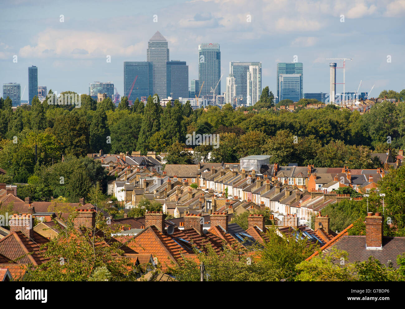 London housing stock view city hi-res stock photography and images - Alamy