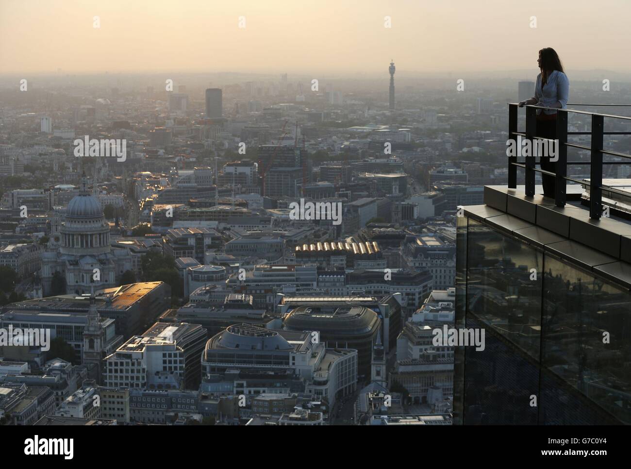 Embargoed to 0001 wednesday september 10 the leadenhall building hires