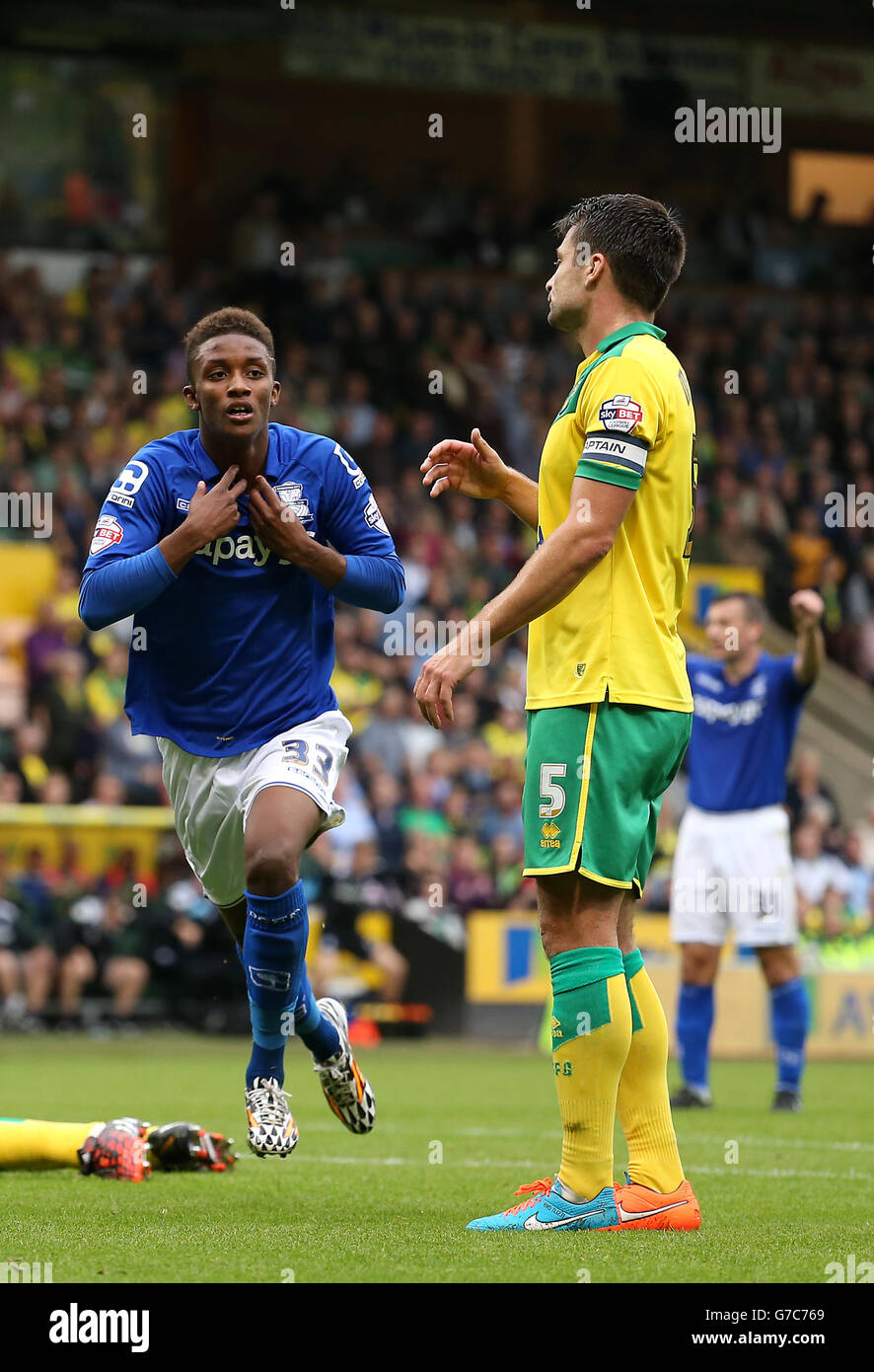 Birmingham City s Demarai Gray Celebrates Scoring His Sides Second Goal 
