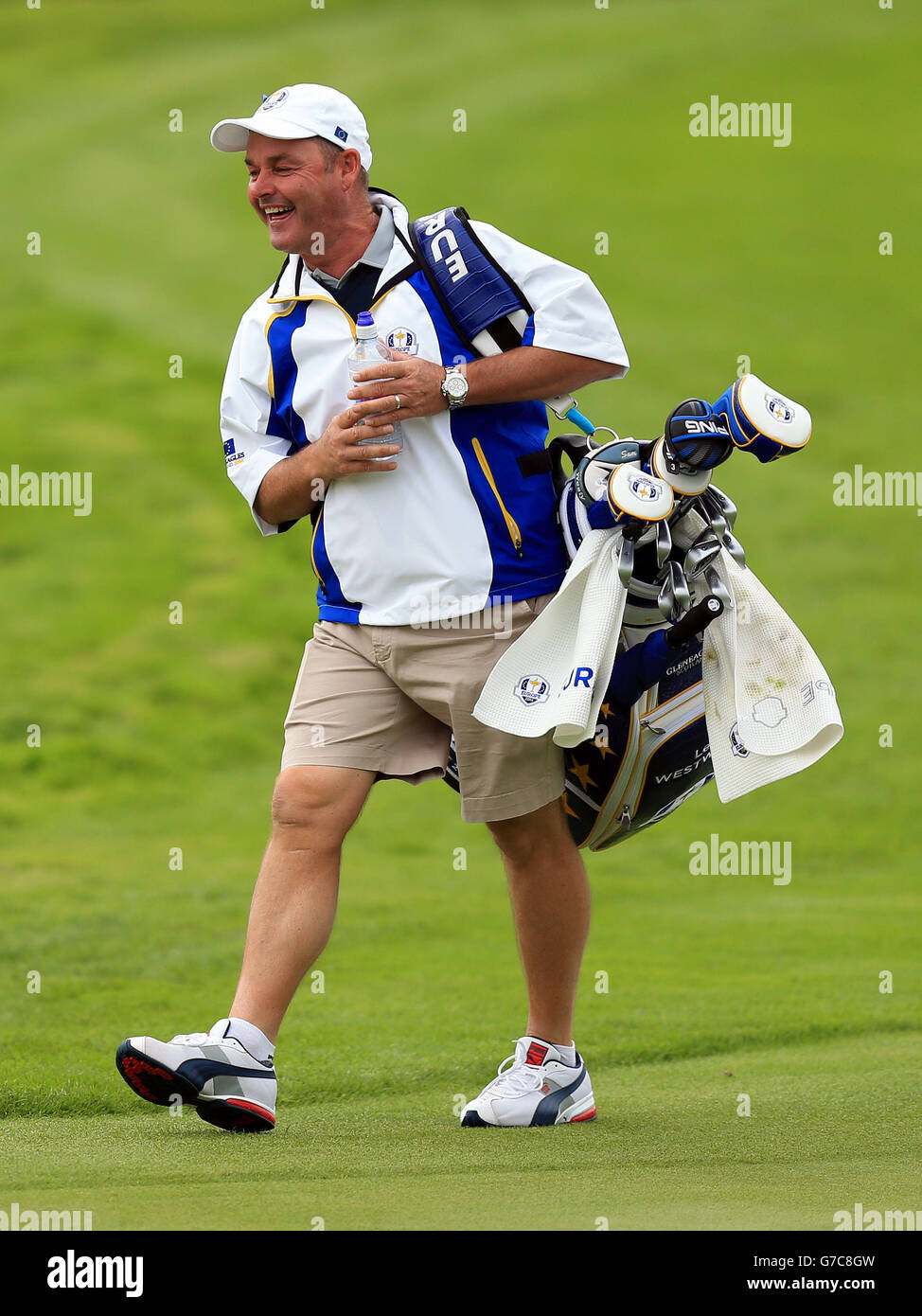 Billy Foster, Caddy of Europe's Lee Westwood during a practice session