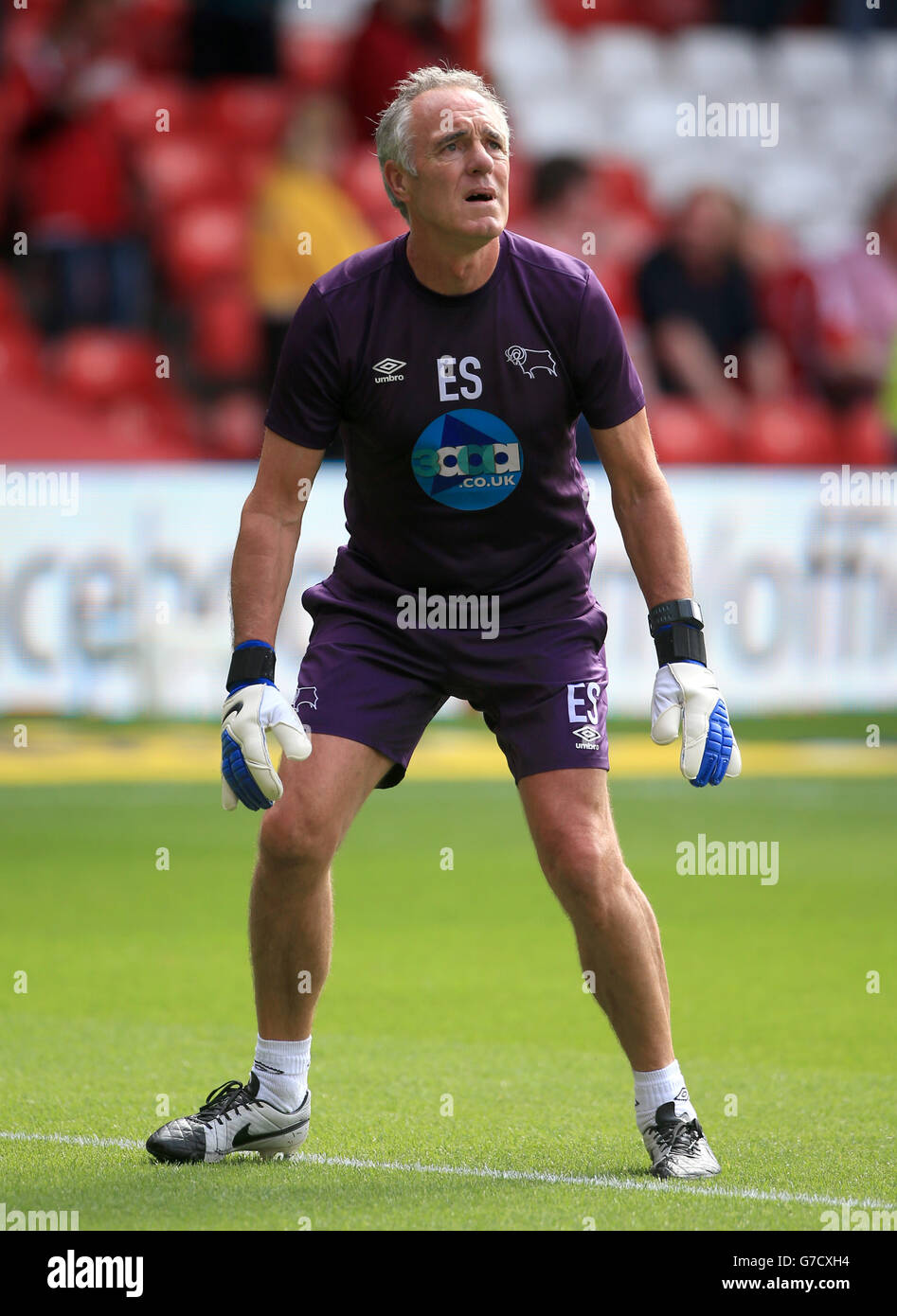 Soccer - Sky Bet Championship - Nottingham Forest v Derby County - City Ground. Derby County goalkeeper coach Eric Steele Stock Photo