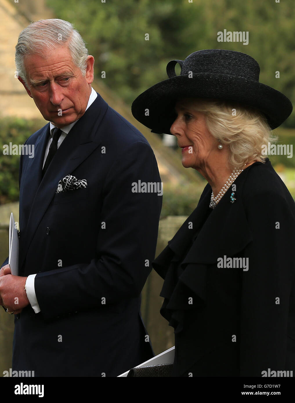 Dowager Duchess Of Devonshire Stock Photos & Dowager Duchess Of Devonshire Stock Images Alamy
