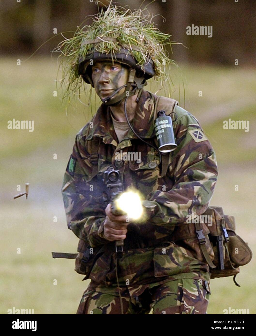 A member of the 1st Irish at Fort George army base, Scotland, during a visit by Rt Hon Adam Ingram MP Minister of State for the Armed Forces. Stock Photo