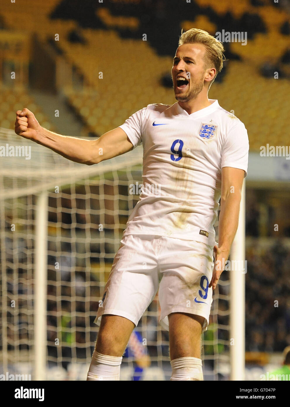 Soccer - UEFA Euro Under 21 2015 - Qualifying - Play-Off - England v ...