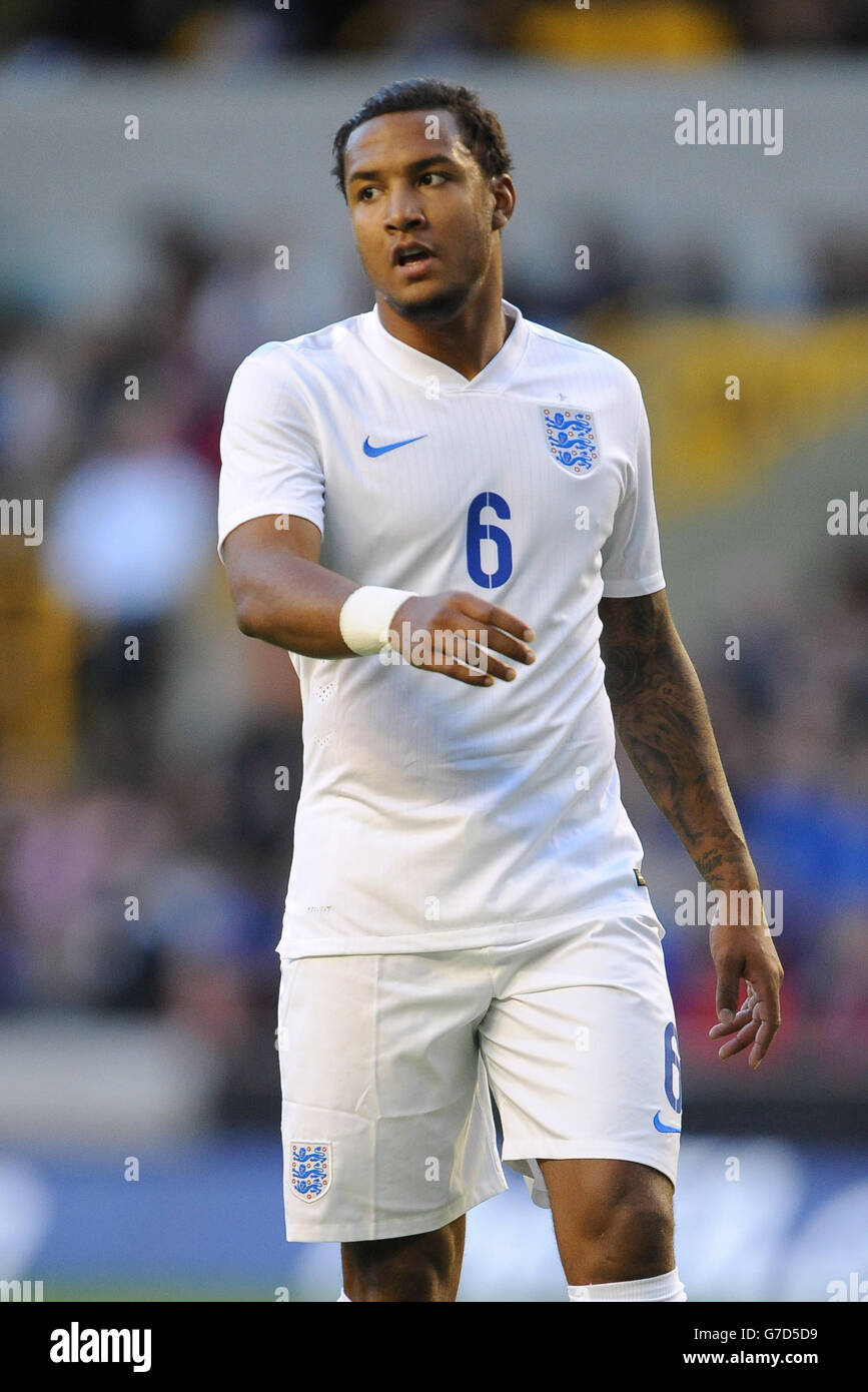 Soccer - UEFA Euro Under 21 2015 - Qualifying - Play-Off - England v ...