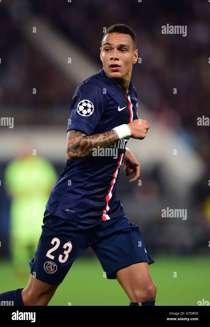 Manchester, UK. 12th Apr, 2016. Gregory van der Wiel (PSG) Football/Soccer  : Gregory van der Wiel of Paris Saint-Germain during the UEFA Champions  League Quarter-final 2nd leg match between Manchester City and