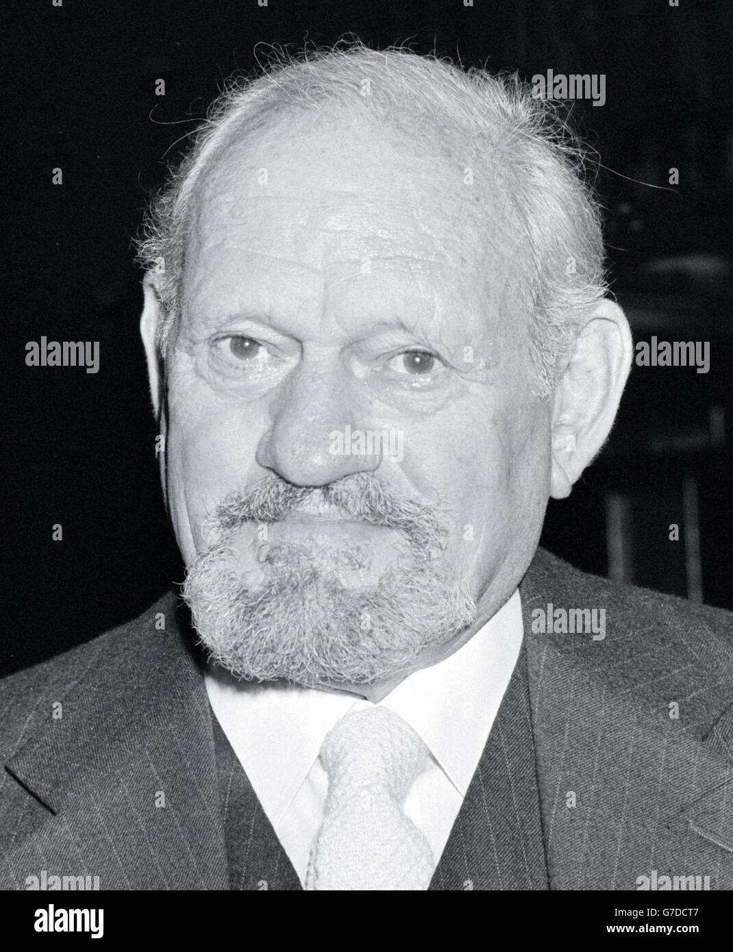 Veteran British Actor Harry Andrews who died in his sleep last night